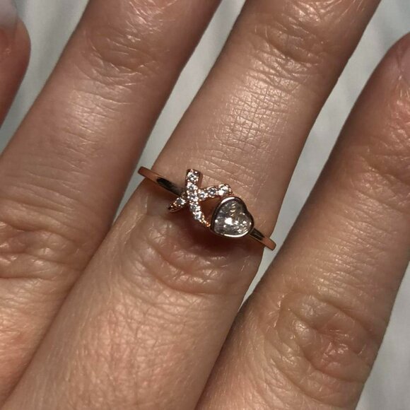 Charmed Aroma Rose Gold XO Ring - Picture 1 of 4